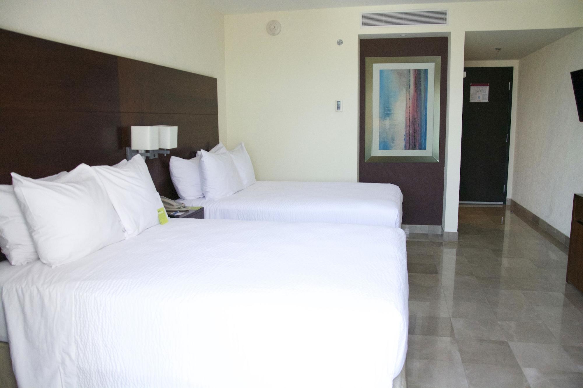 Four Points By Sheraton ורקרוז מראה חיצוני תמונה