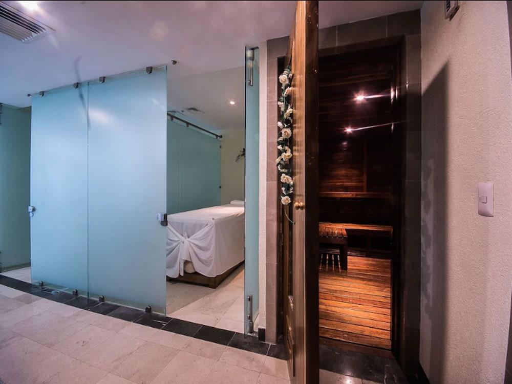 Four Points By Sheraton ורקרוז מראה חיצוני תמונה