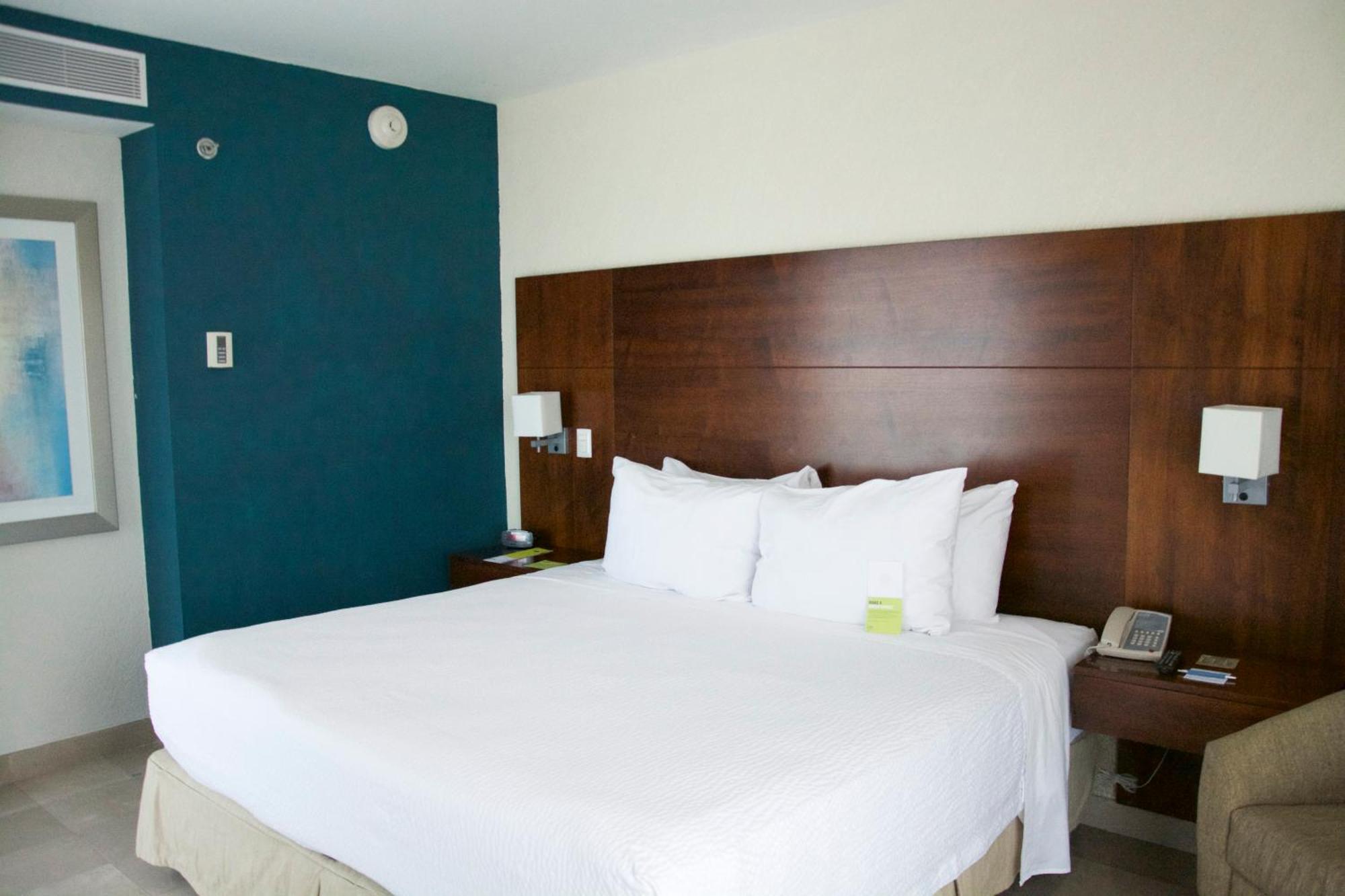 Four Points By Sheraton ורקרוז מראה חיצוני תמונה