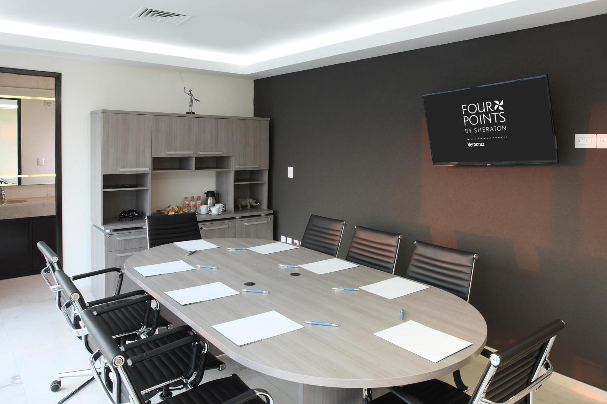 Four Points By Sheraton ורקרוז מראה חיצוני תמונה